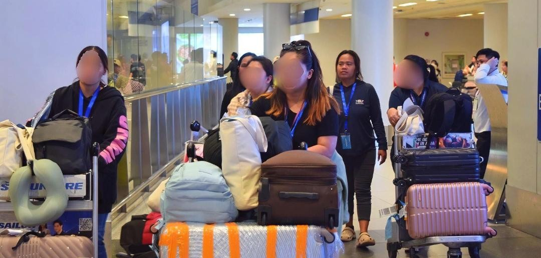 ALMOST 500 PINOYS RETURN HOME FROM ABU DHABI, KUWAIT – Journal Daily ...